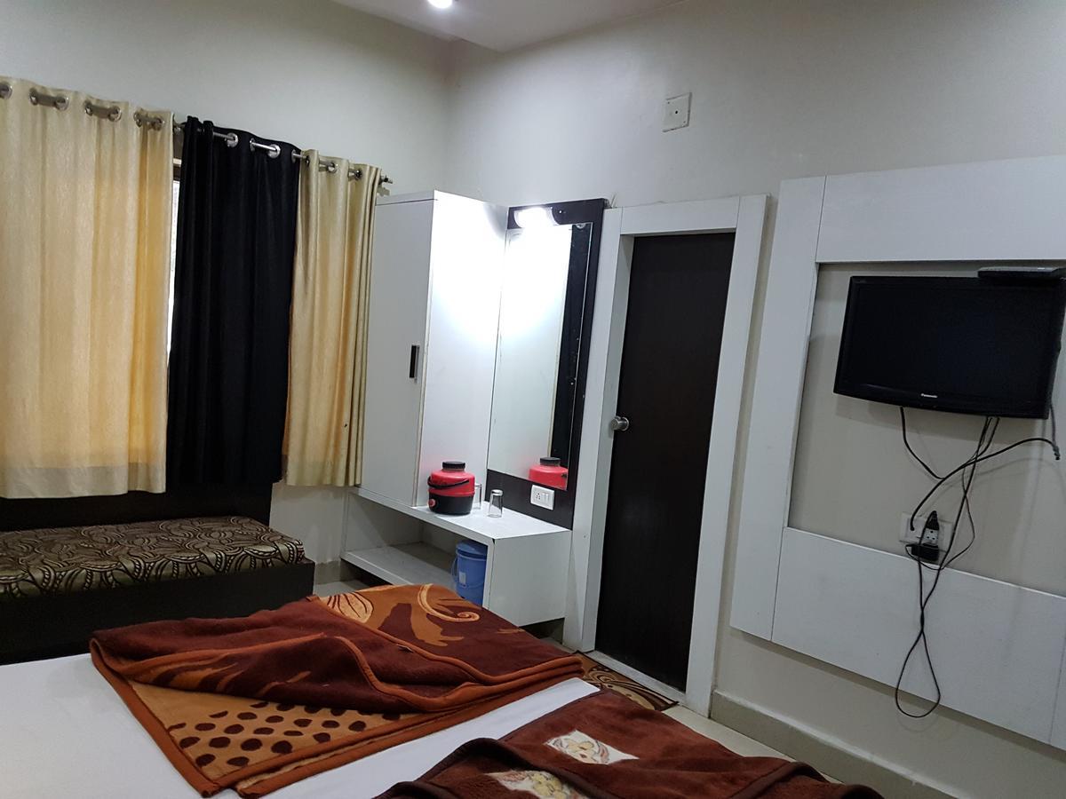Hotel Raviji'S Retreat Маунт-Абу Экстерьер фото
