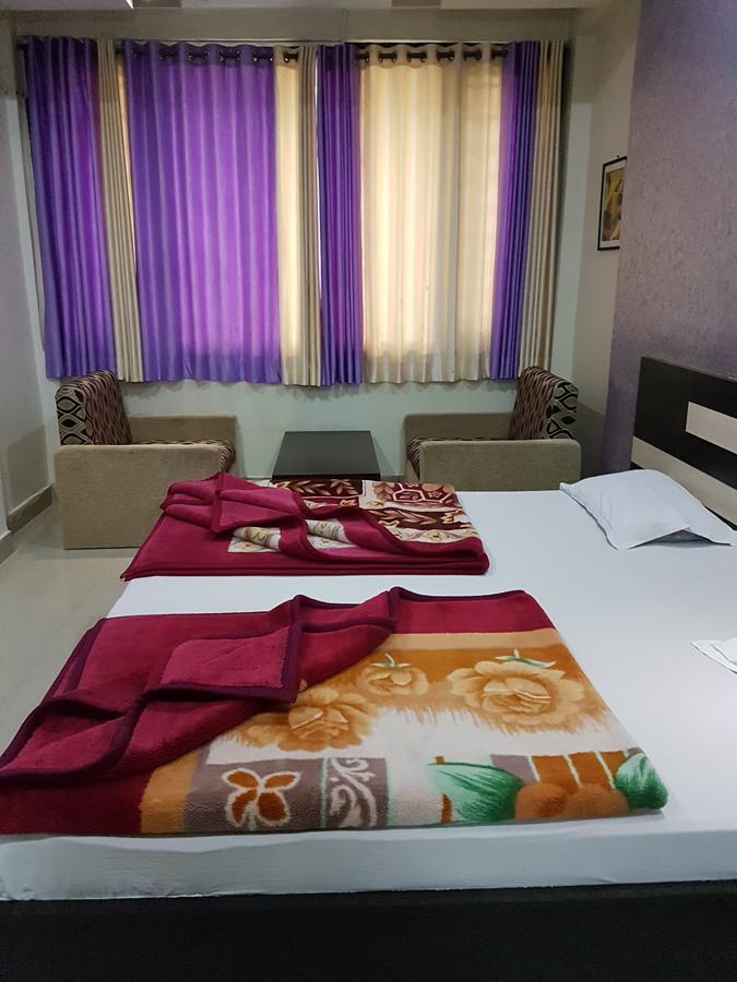 Hotel Raviji'S Retreat Маунт-Абу Экстерьер фото